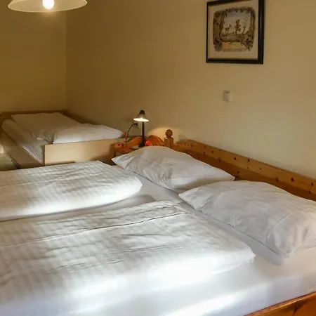 Apartment Nice In Friesach-dürnstein W/ 2 Bedrooms Wiegen